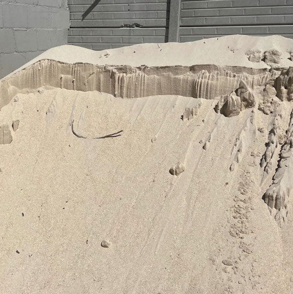Builder's sand